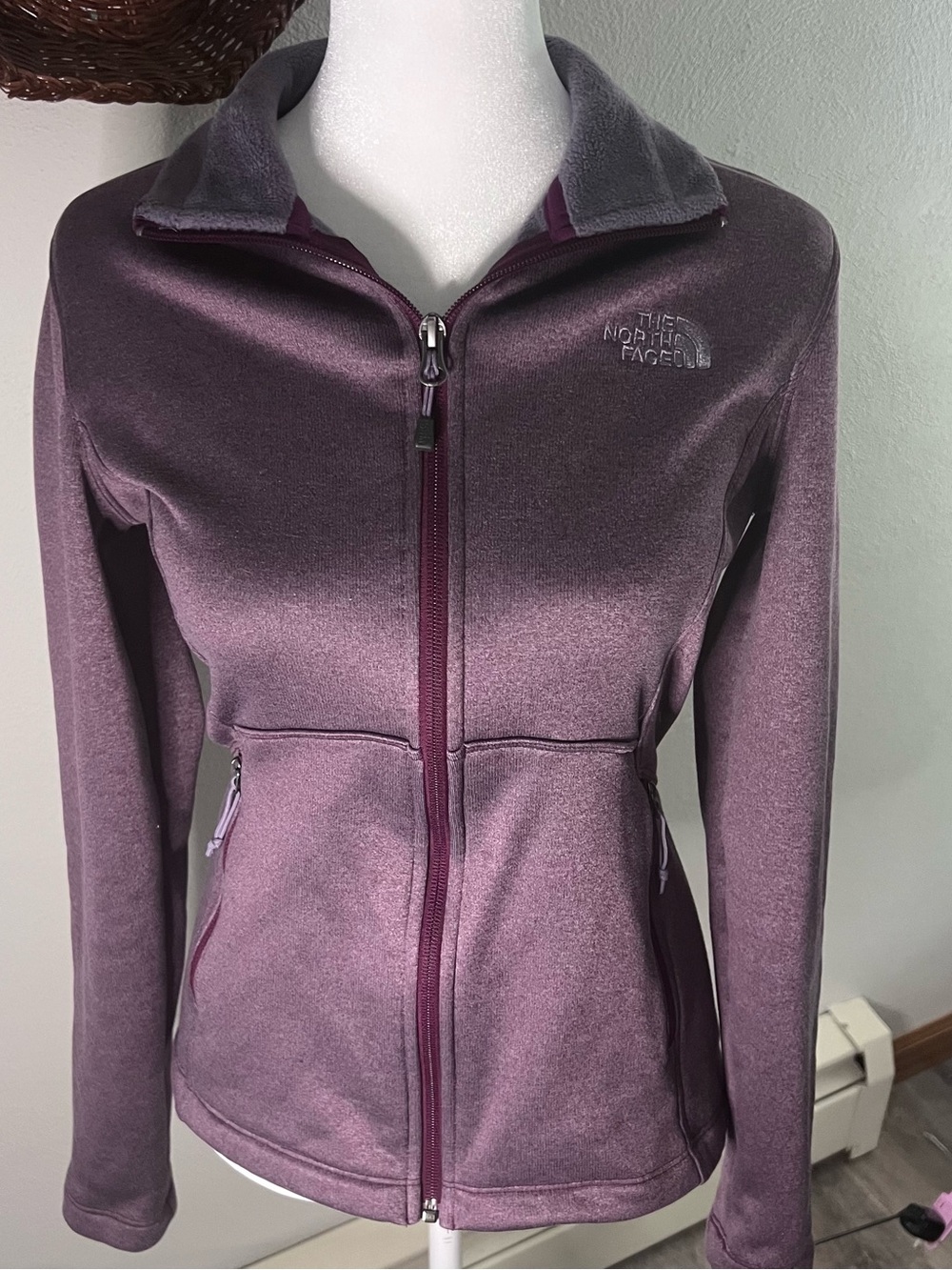 The North Face Women's Plum Full-Zip Utility Fleece Jacket
